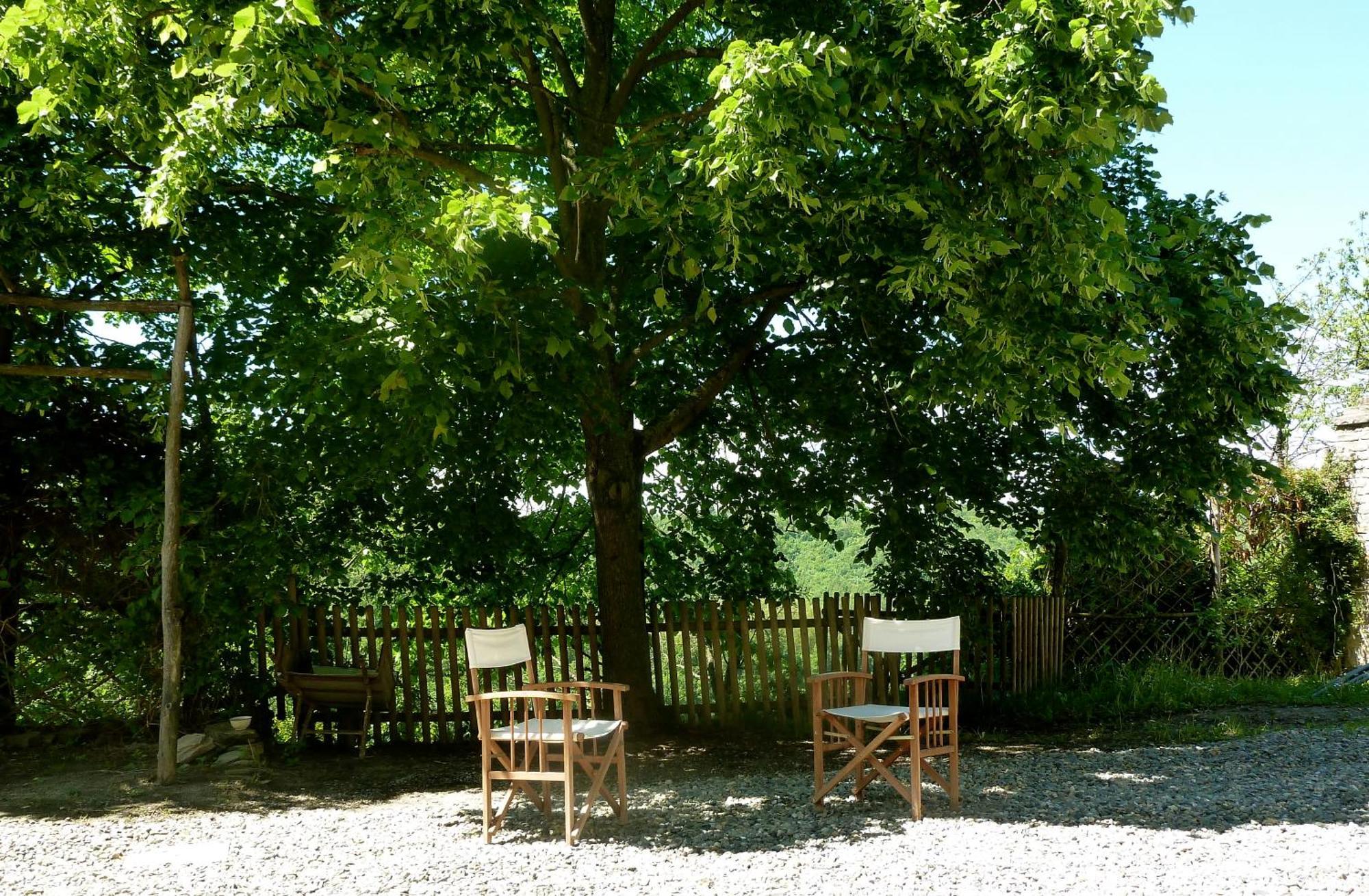 B&B Al Giardino Dei Mandorli Prasco Buitenkant foto