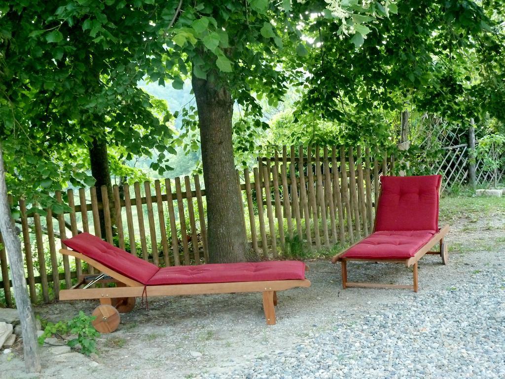 B&B Al Giardino Dei Mandorli Prasco Buitenkant foto